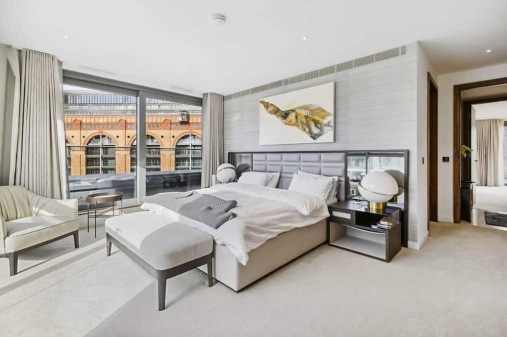 Photo of Bedroom in Chelsea Harbour