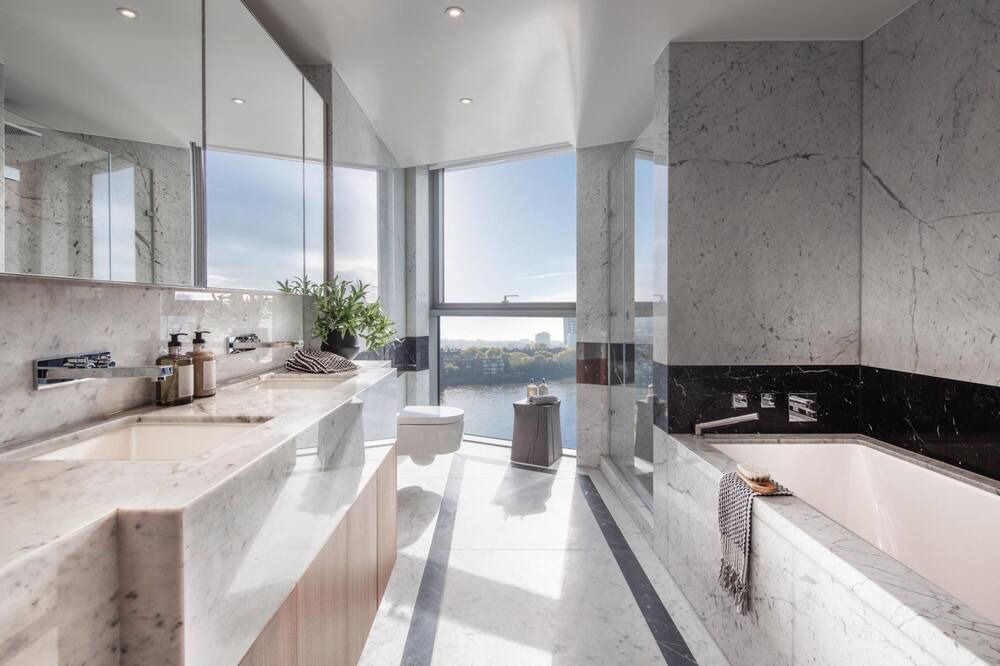 Photo of Bathroom in Chelsea Harbour