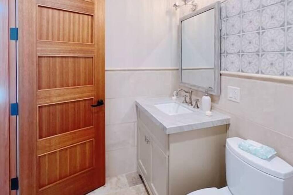 Photo of Bathroom in Willcox