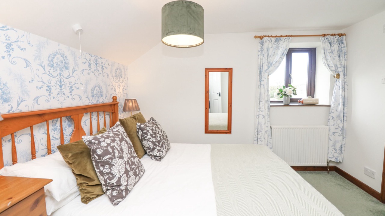 Photo of Others in Hele