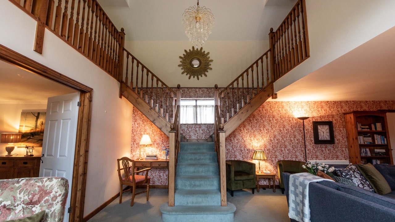 Photo of Others in Hele