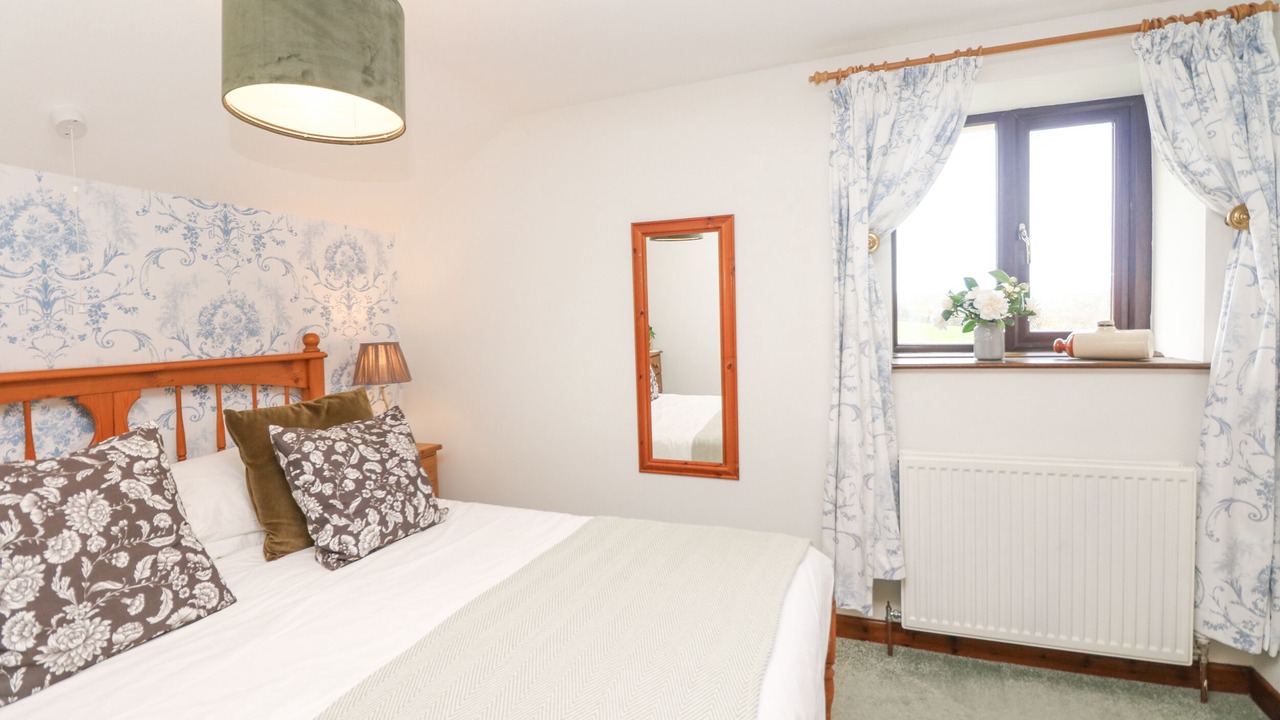 Photo of Others in Hele