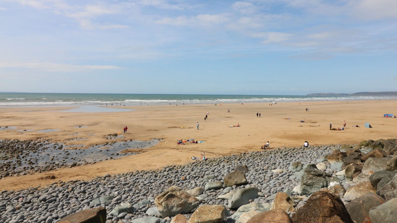 Photo of Others in Hele