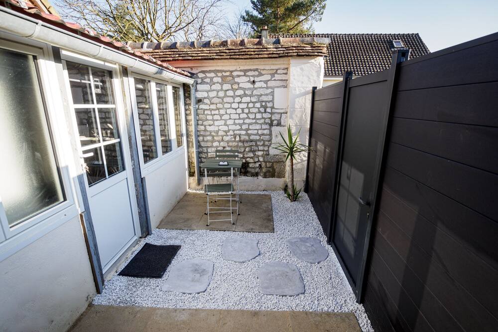 Photo of Outdoor in Aux Marais