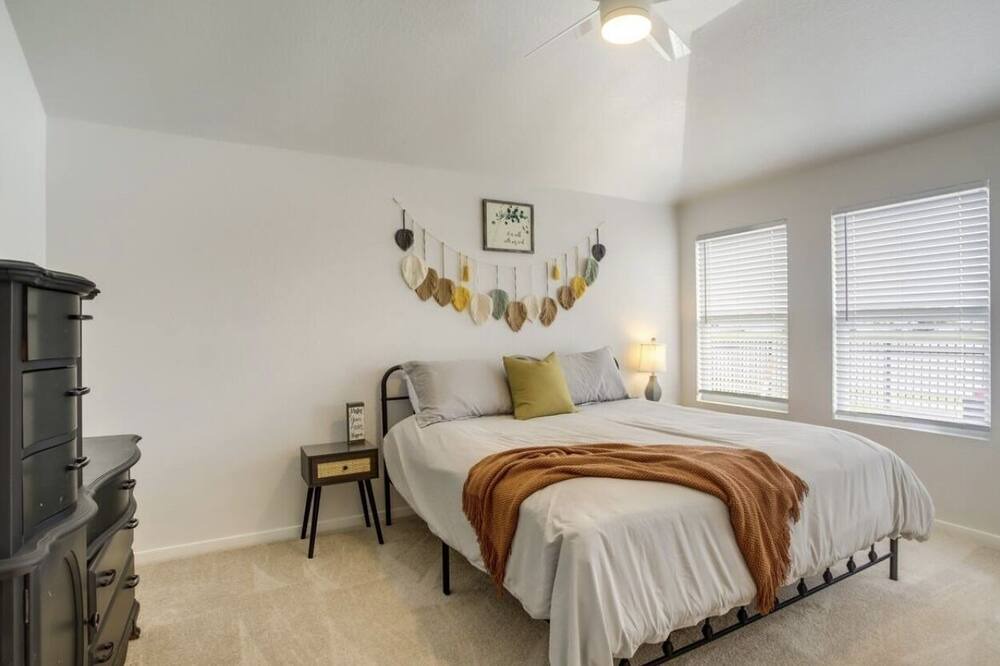 Photo of Bedroom in Rosenberg