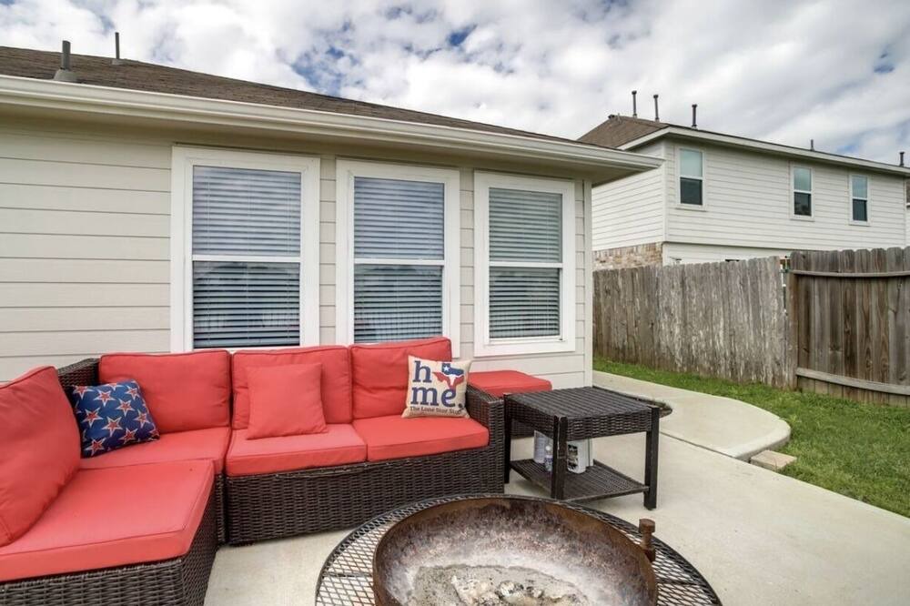 Photo of Outdoor in Rosenberg