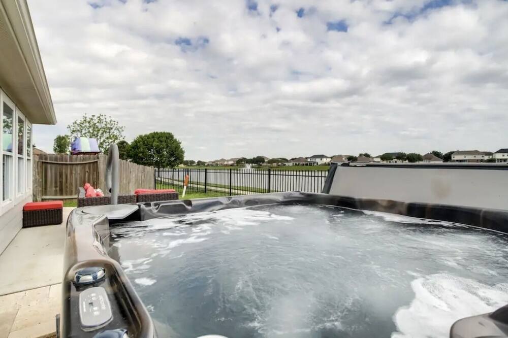 Photo of Outdoor in Rosenberg