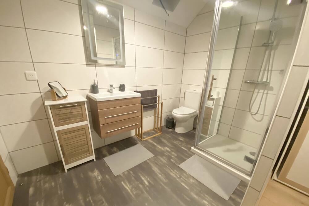 Photo of Bathroom in Vireux-Wallerand