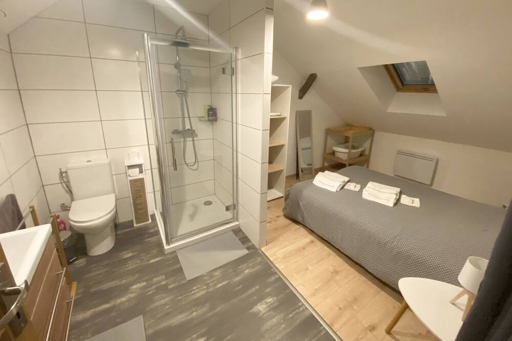 Photo of Bathroom in Vireux-Wallerand