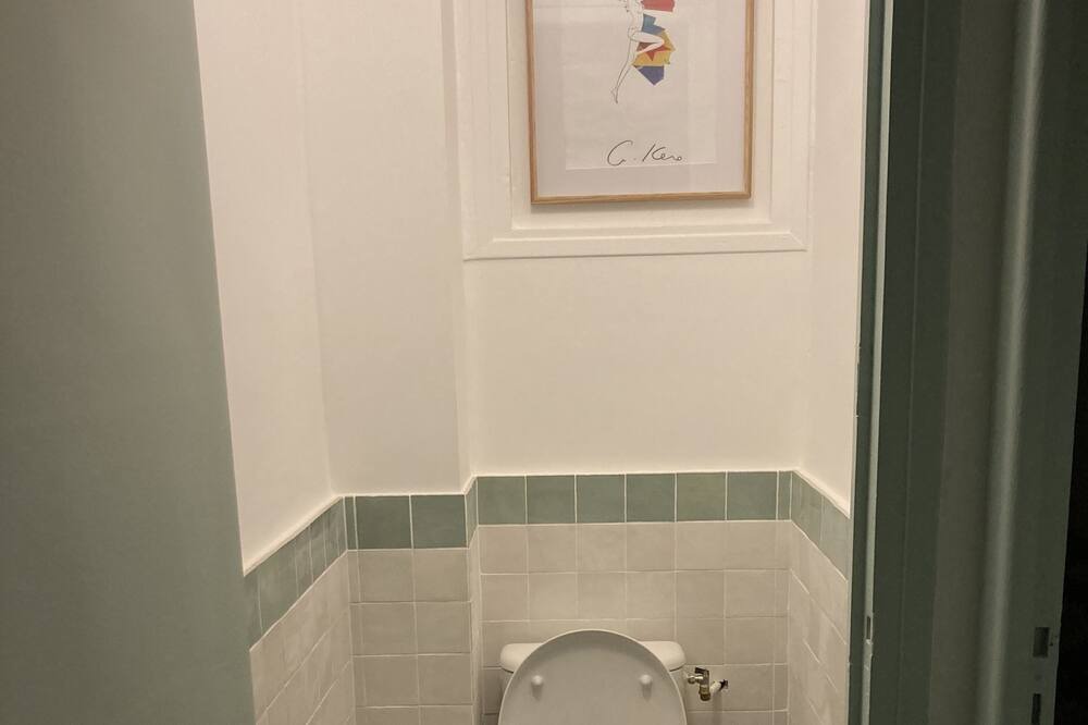 Photo of Bathroom in Bas-Vernet