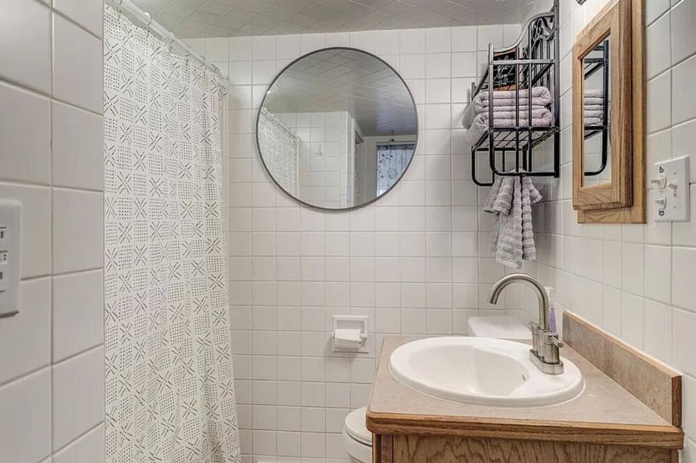 Photo of Bathroom in Neosho