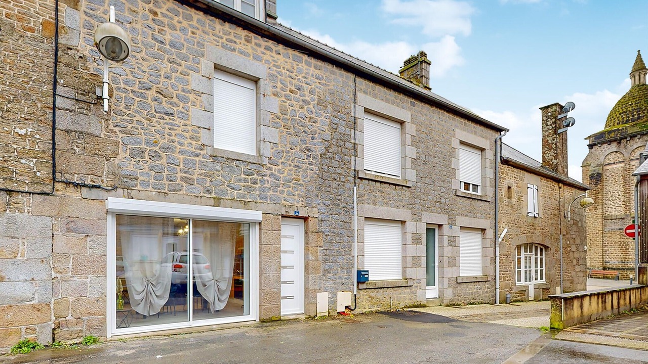 Photo of Outdoor in Saint-Etienne-en-Cogles