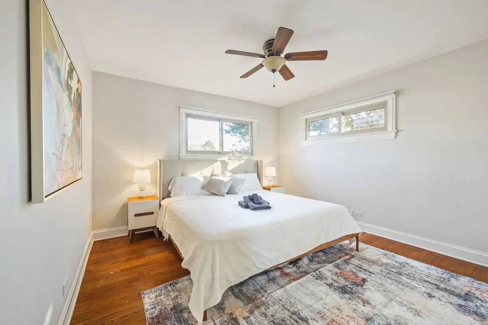 Photo of Bedroom in Arlington Heights