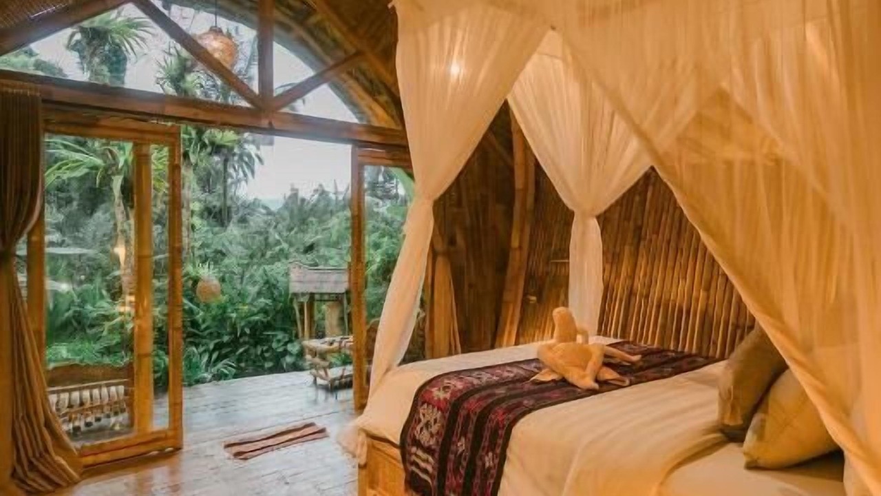 Photo of Others in Selat