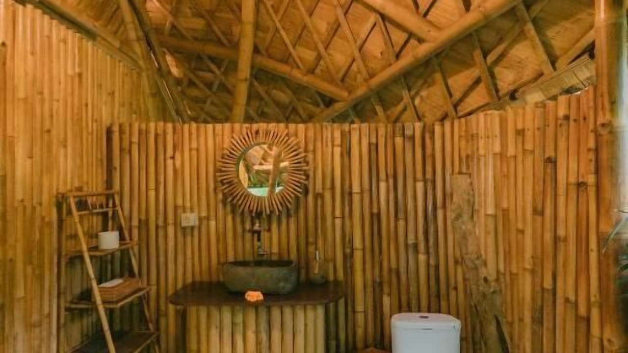 Photo of Bathroom in Selat