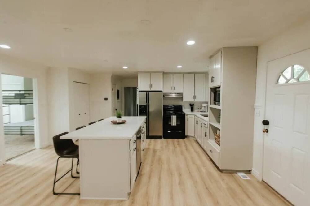 Photo of Kitchen in Lakeview
