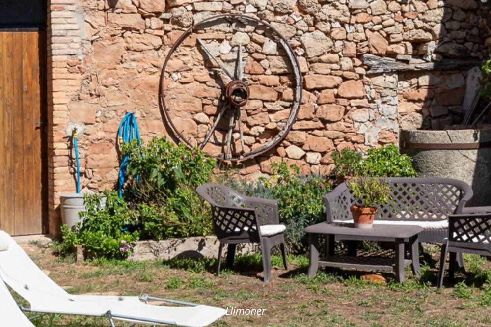 Photo of Patio Balcony in Sant Marti de Tous