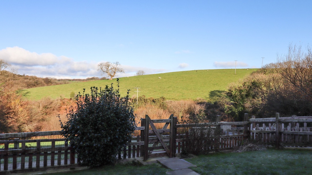 Photo of Outdoor in Hele