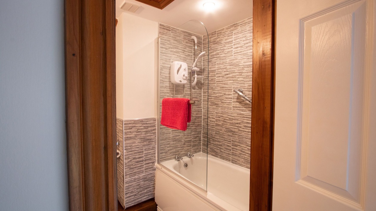 Photo of Others in Hele