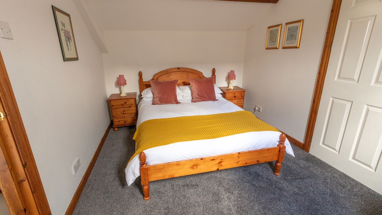 Photo of Others in Hele