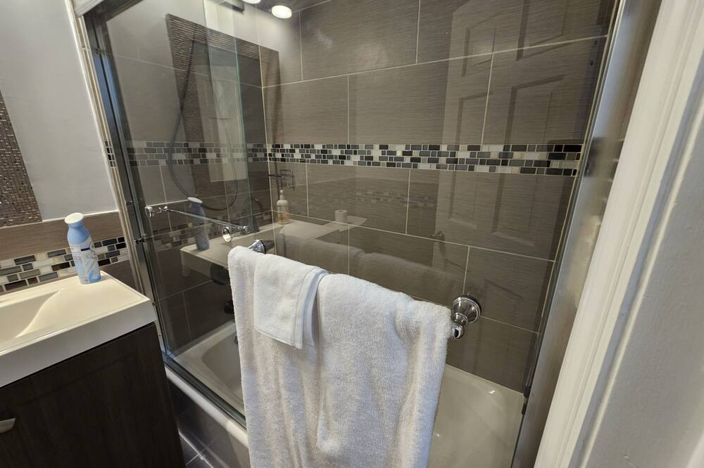 Photo of Bathroom in Hempstead