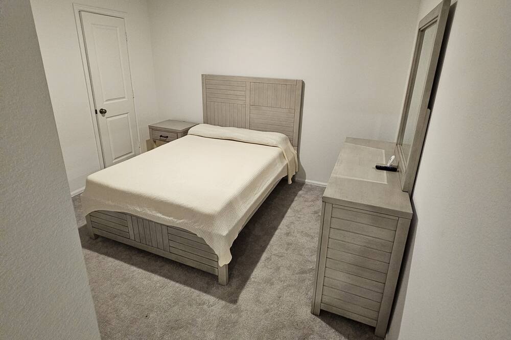 Photo of Bedroom in Tomball
