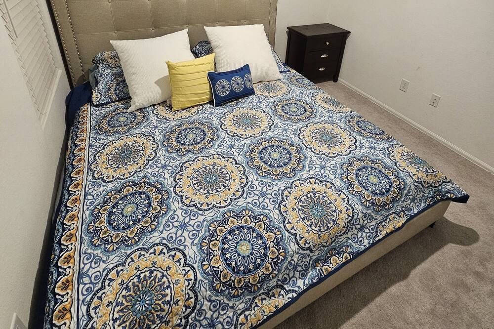 Photo of Bedroom in Tomball
