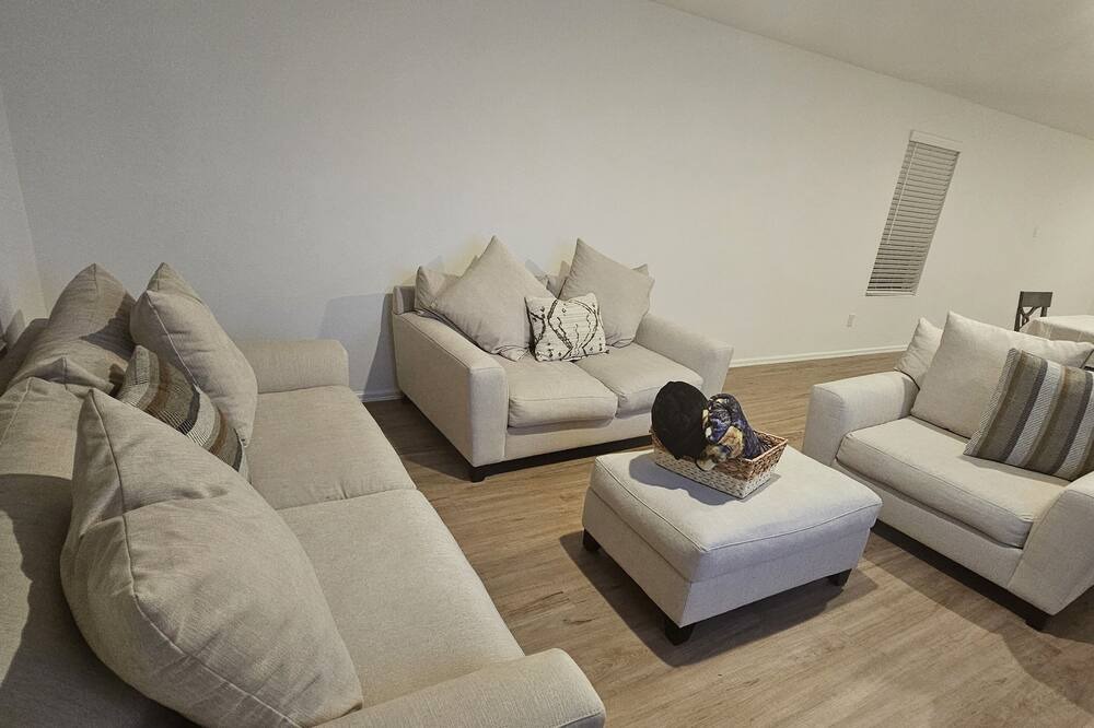Photo of Livingroom in Tomball