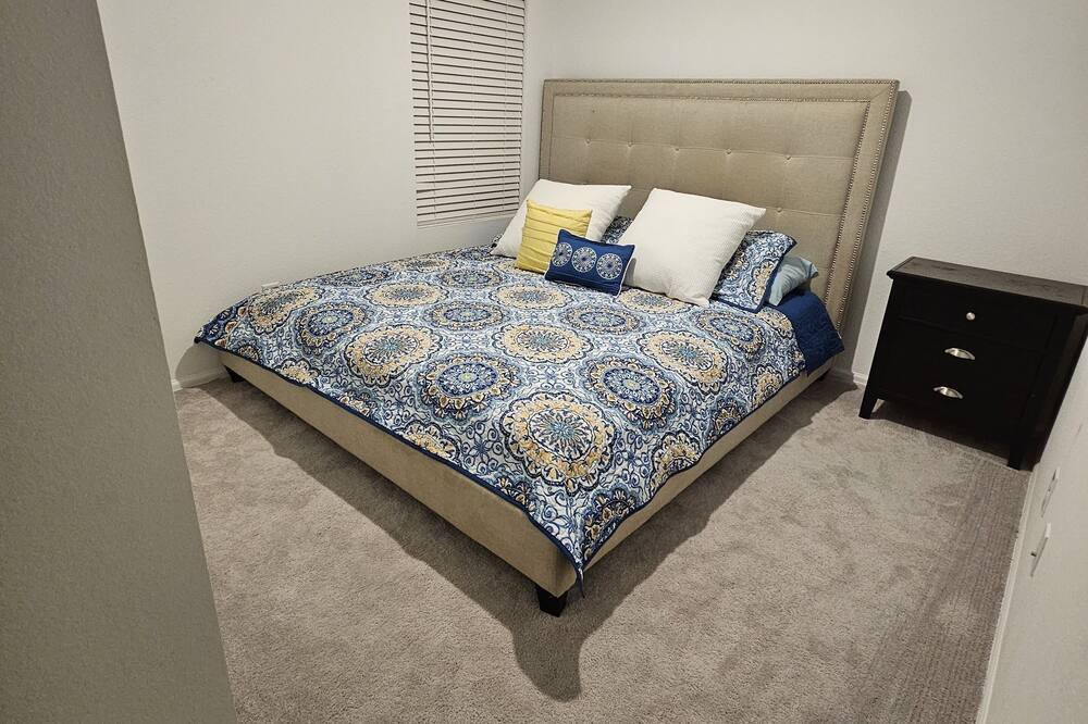 Photo of Bedroom in Tomball