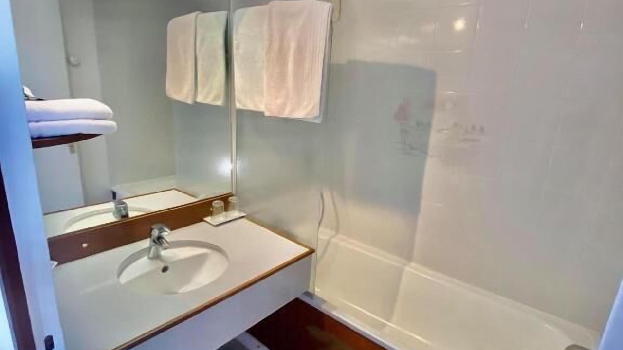 Photo of Bathroom in Touques