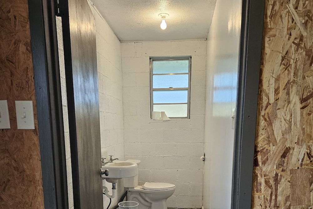 Photo of Bathroom in Silver Creek Village