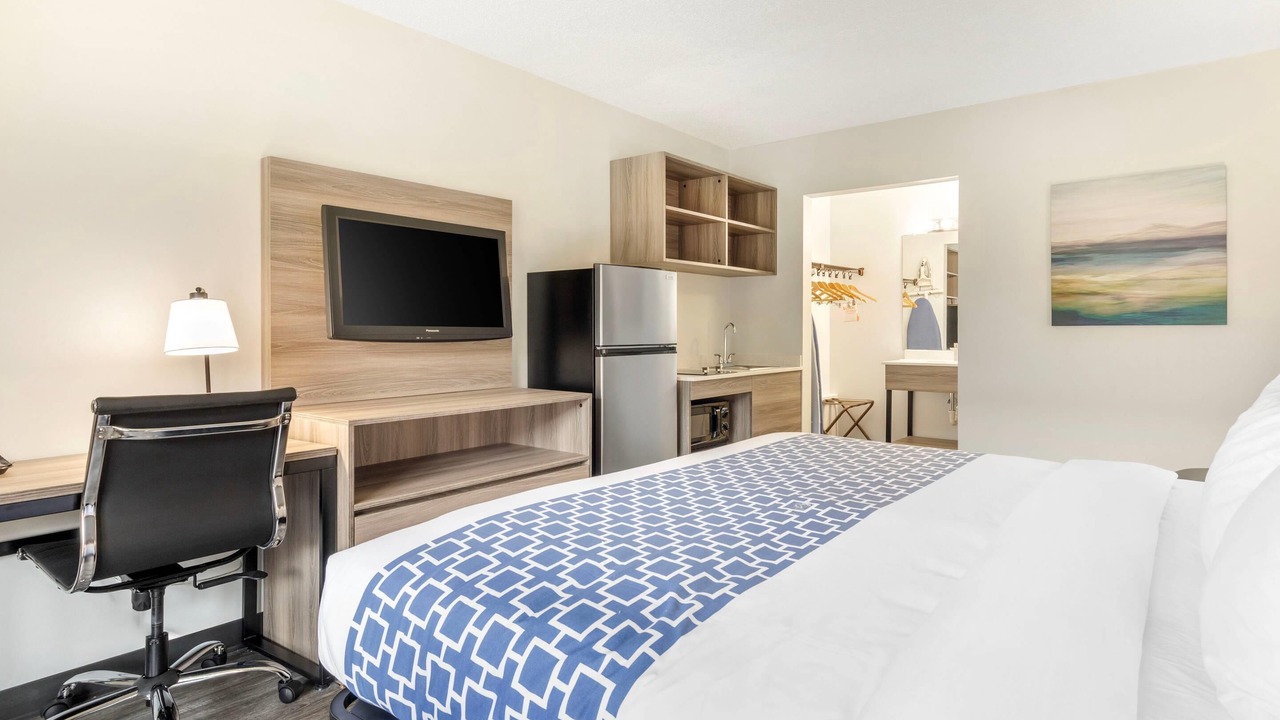 Photo of Bedroom in Tysons