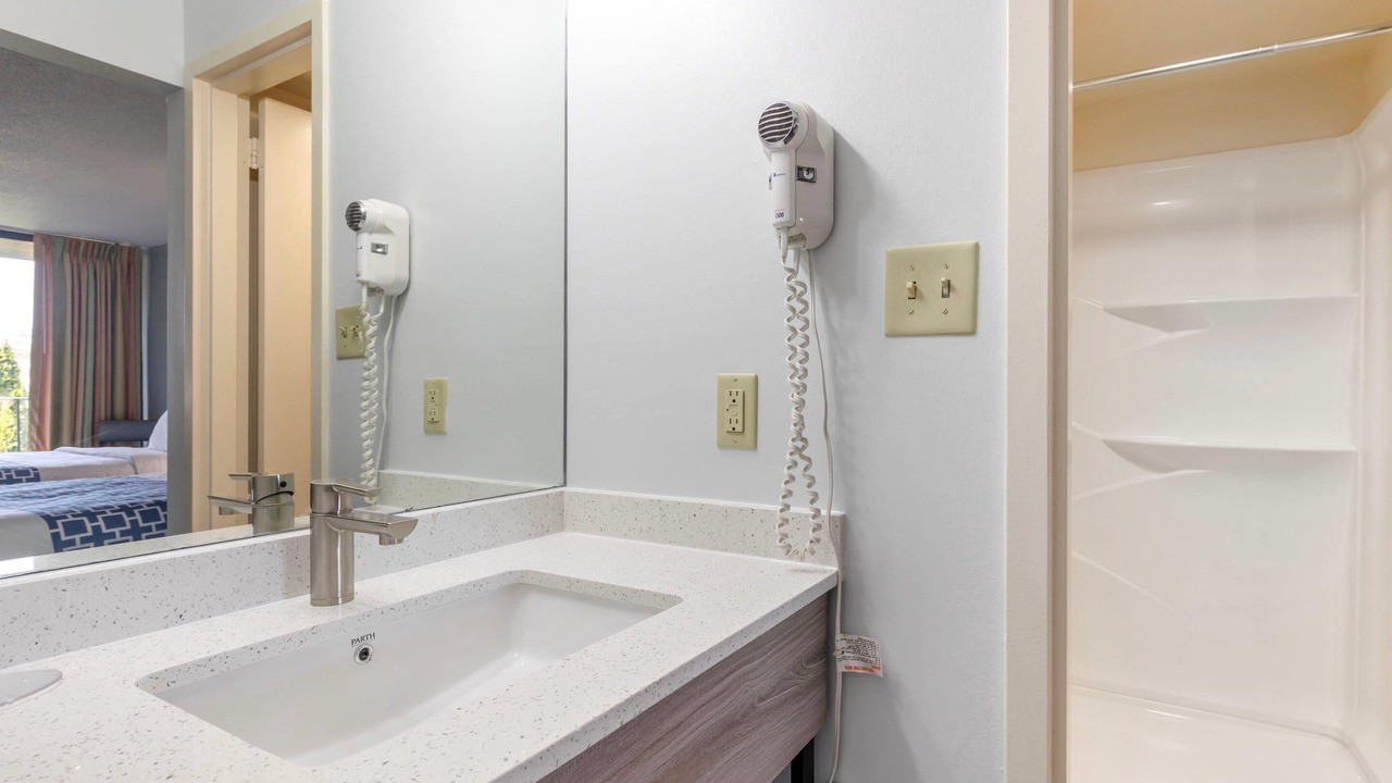 Photo of Bedroom in Tysons