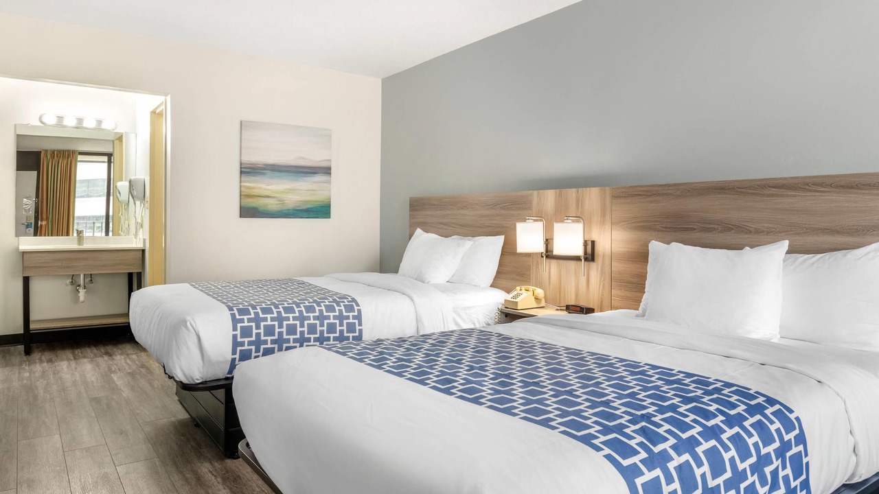 Photo of Bedroom in Tysons