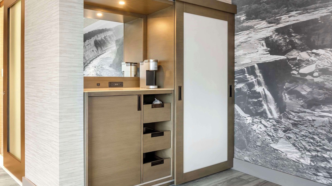 Photo of Others in Downtown Niagara Falls