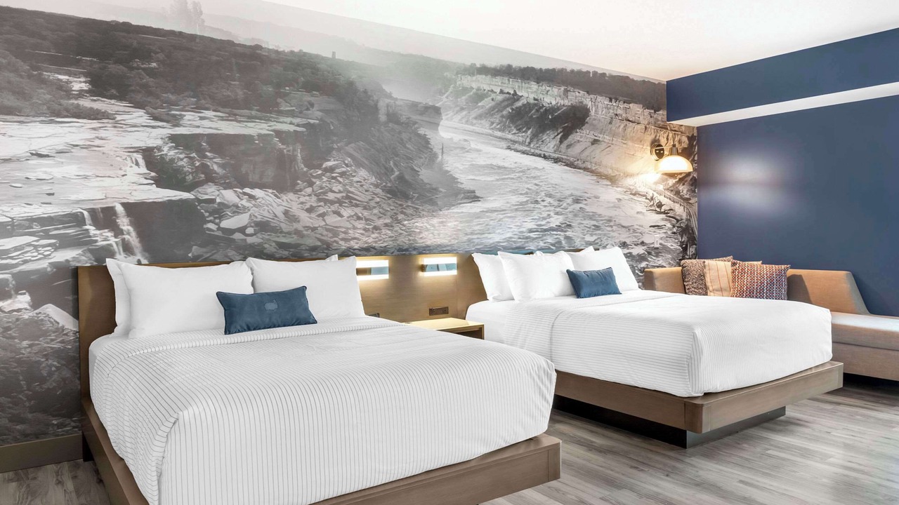 Photo of Bedroom in Downtown Niagara Falls