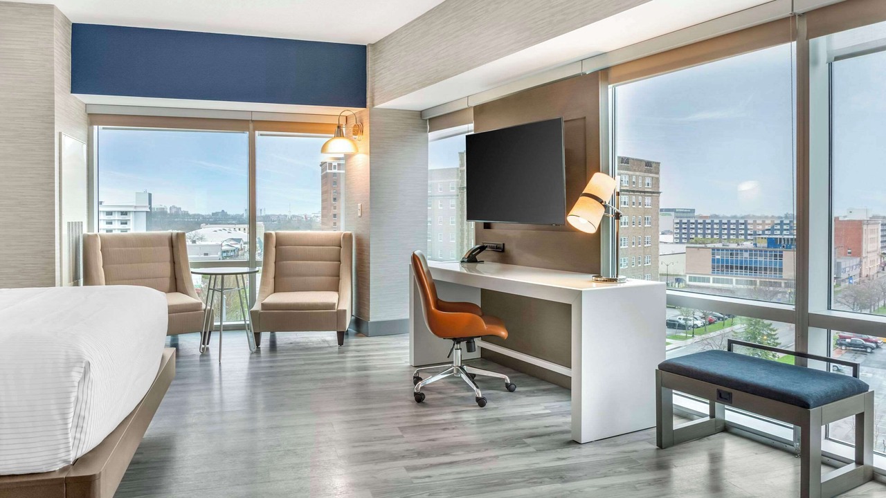 Photo of Others in Downtown Niagara Falls