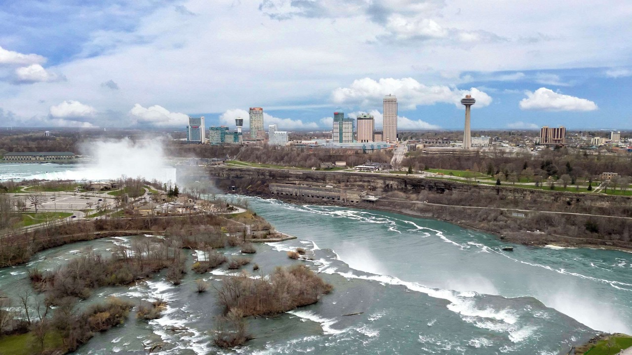 Photo of Outdoor in Downtown Niagara Falls