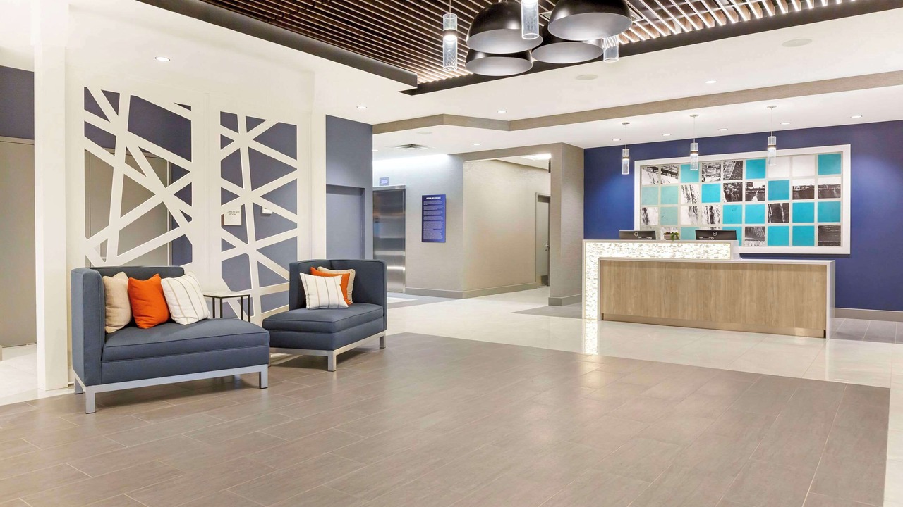 Photo of Others in Downtown Niagara Falls