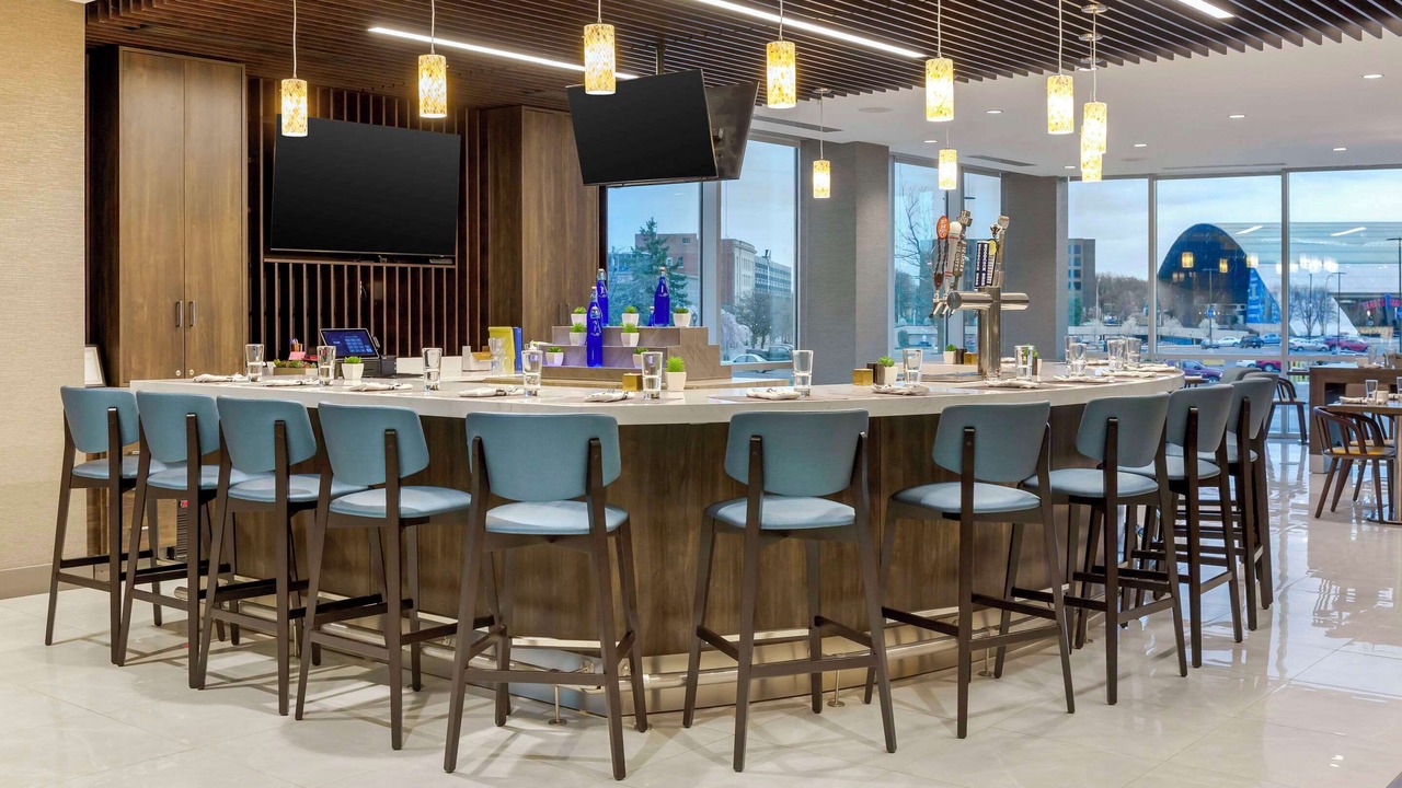 Photo of Others in Downtown Niagara Falls