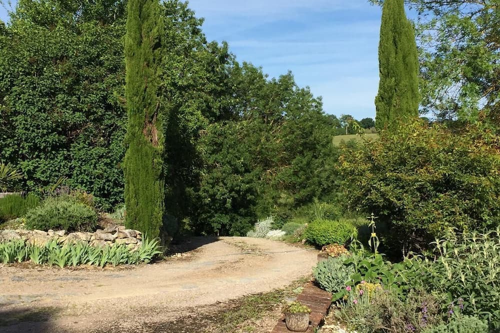 Photo of Outdoor in Cestayrols