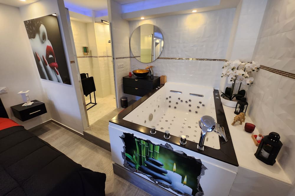 Photo of Others in Saint-Assiscle