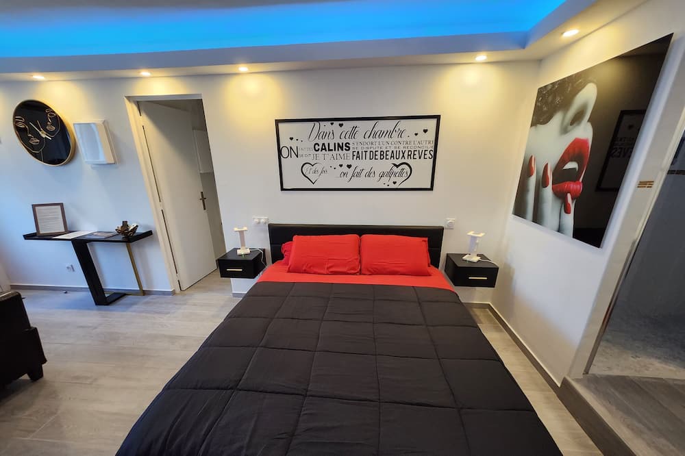 Photo of Bedroom in Saint-Assiscle