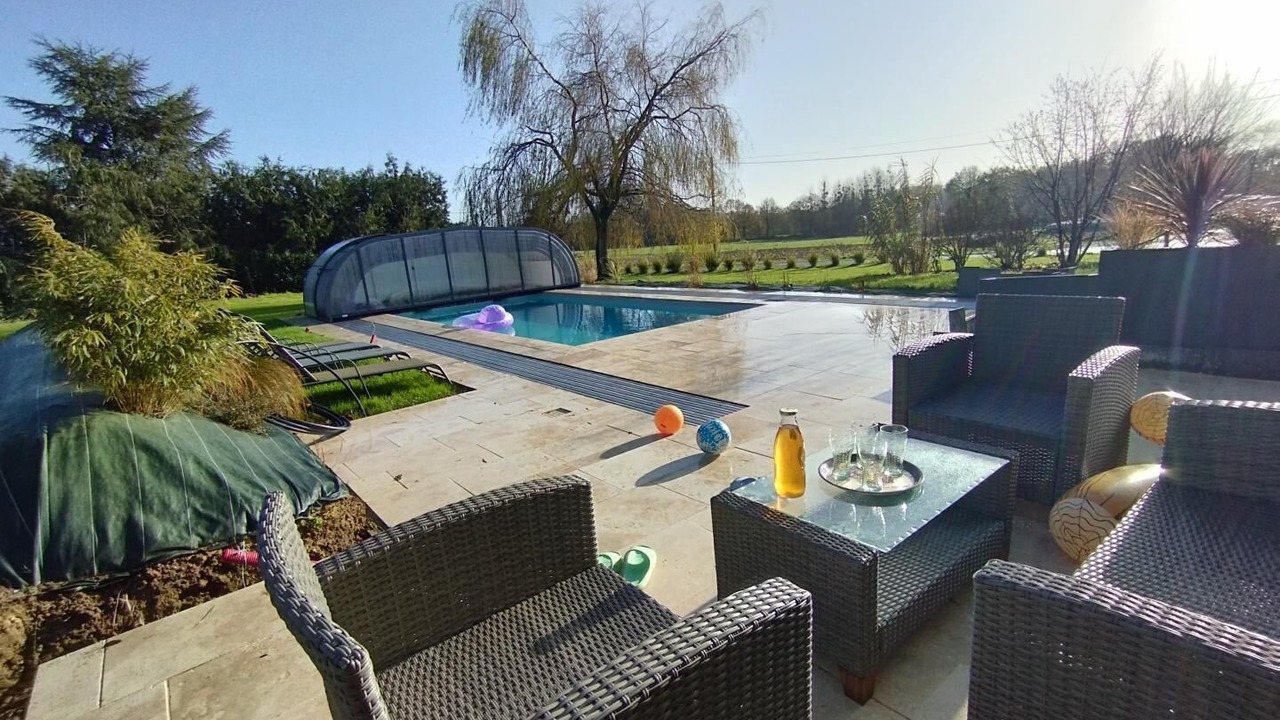 Photo of Outdoor in Dinge