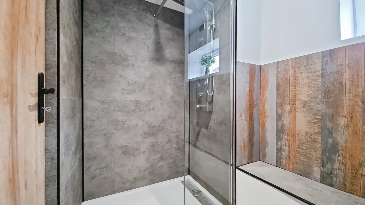 Photo of Bathroom in Joncreuil