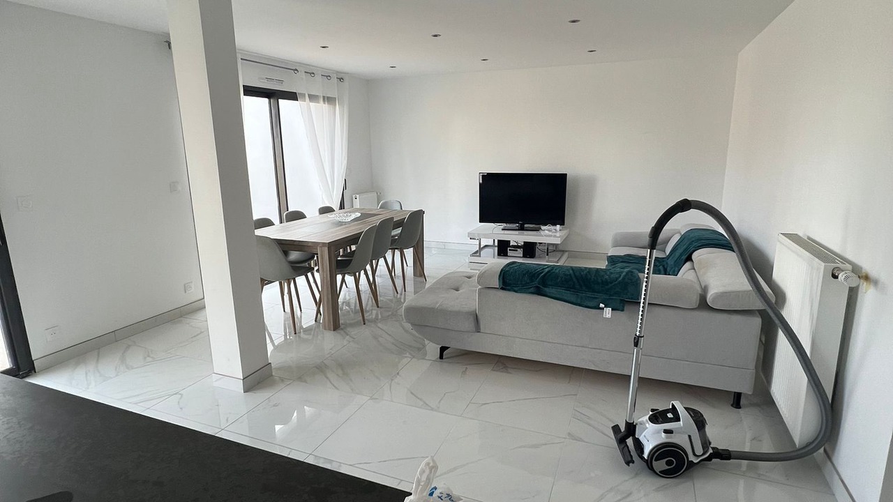 Photo of Others in Saint-Pierre