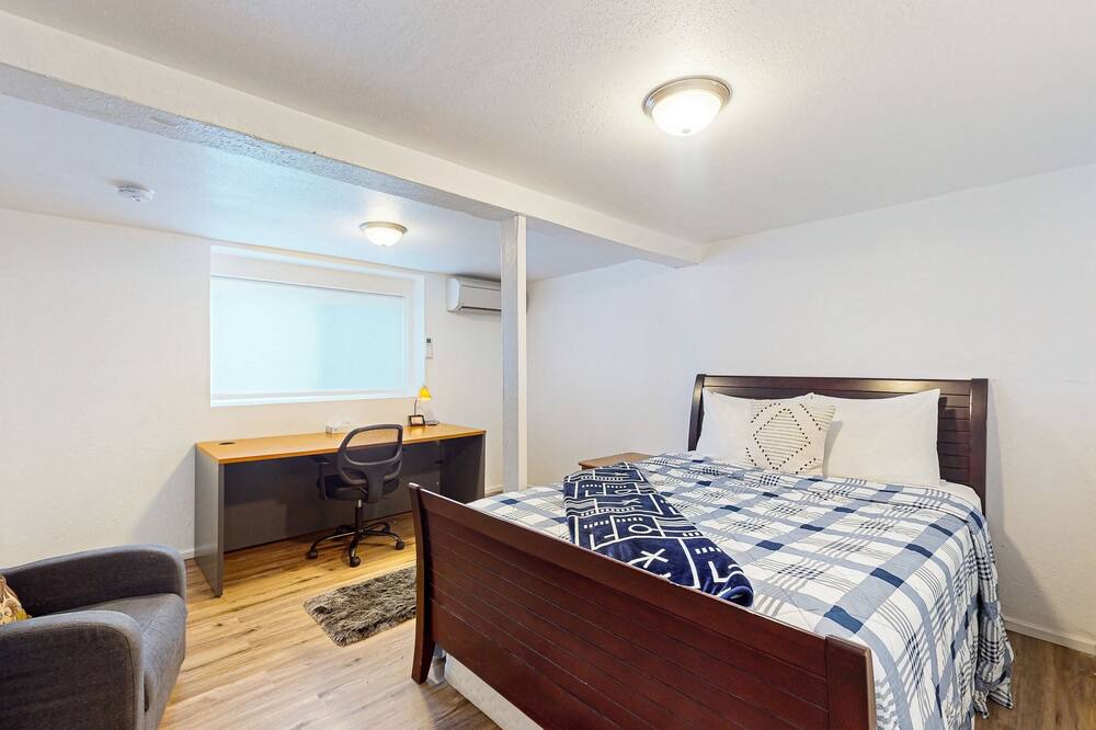 Photo of Others in Haller Lake