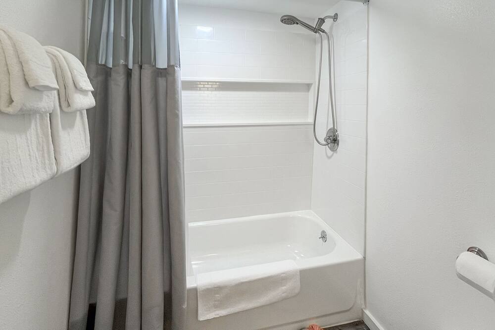 Photo of Others in Haller Lake