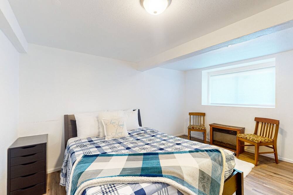 Photo of Others in Haller Lake