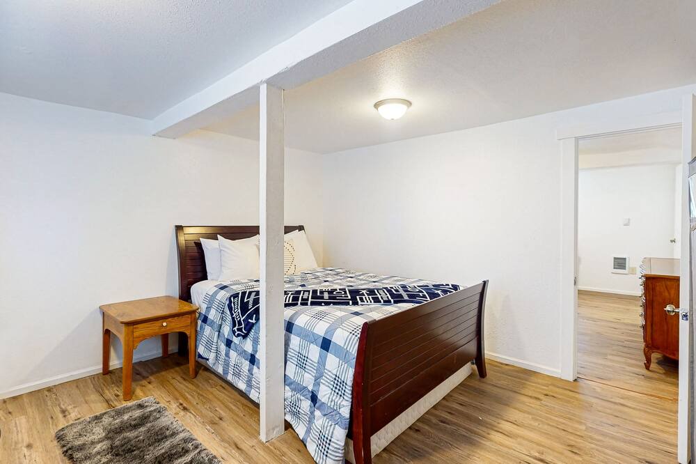 Photo of Others in Haller Lake